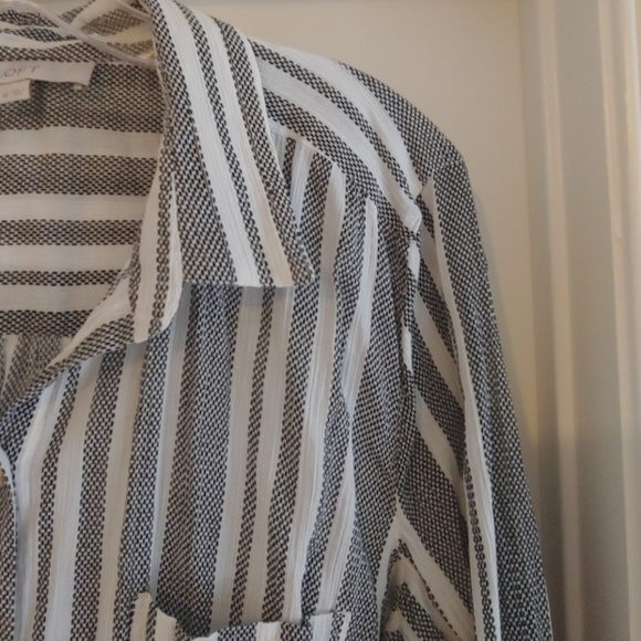 Loft Button Up - Picture 2 of 4